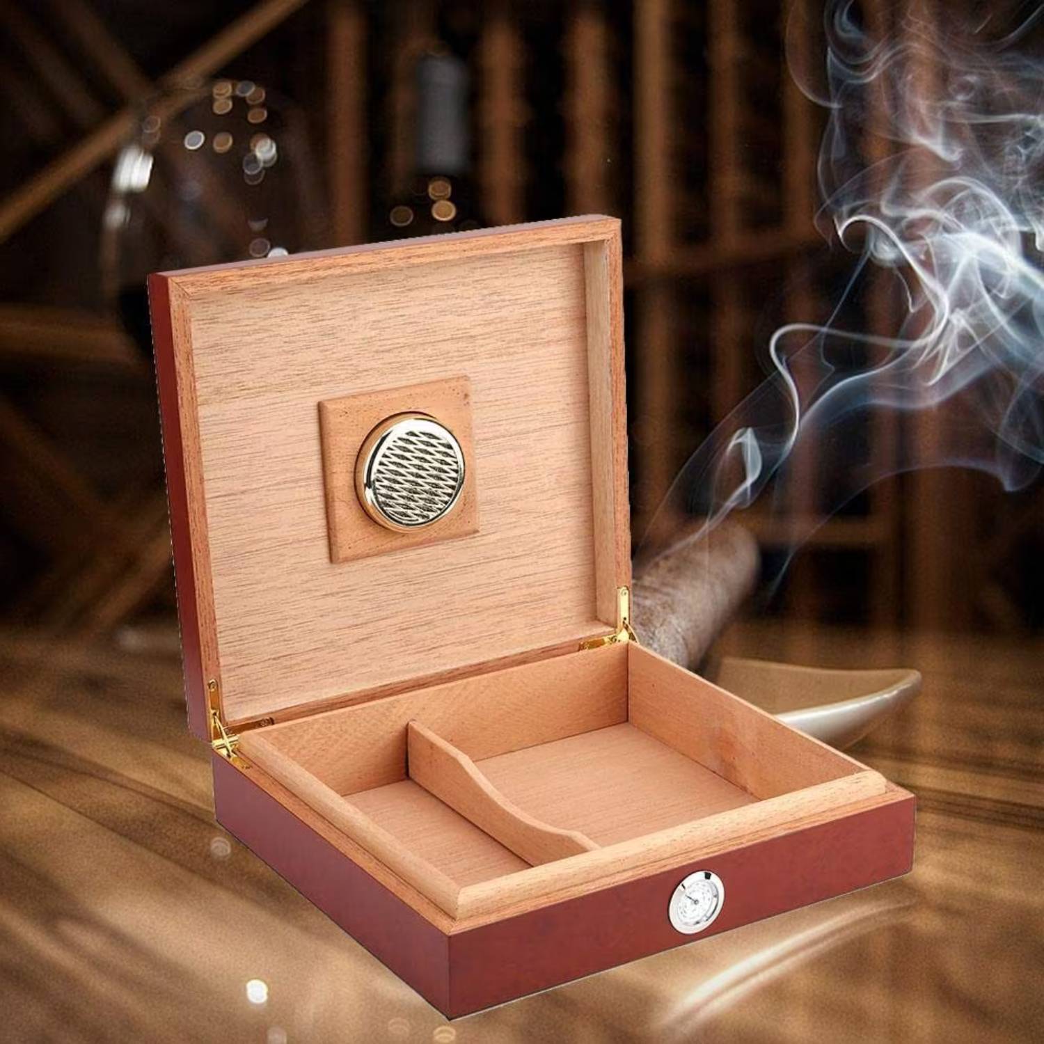 Cigar Humidor: image 4