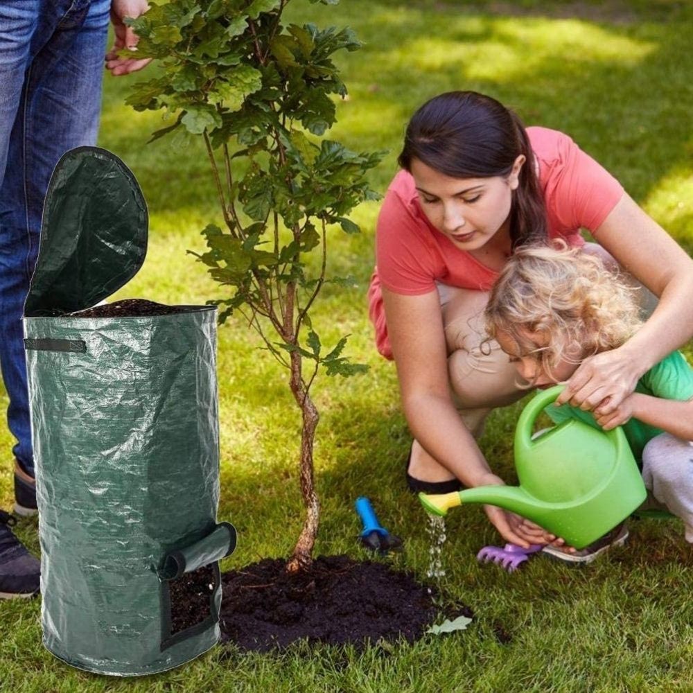 Compost Bin: image 4