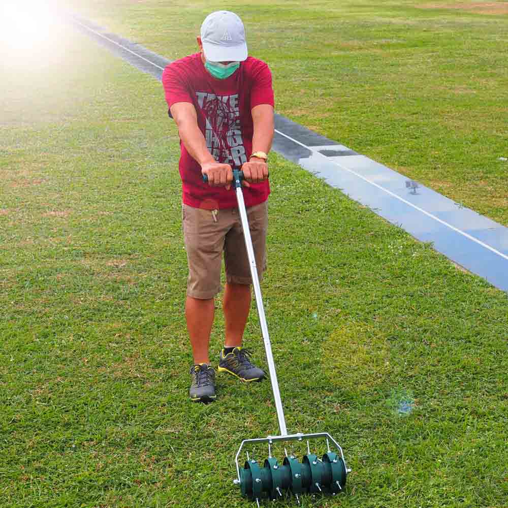Rolling Aerator: image 2