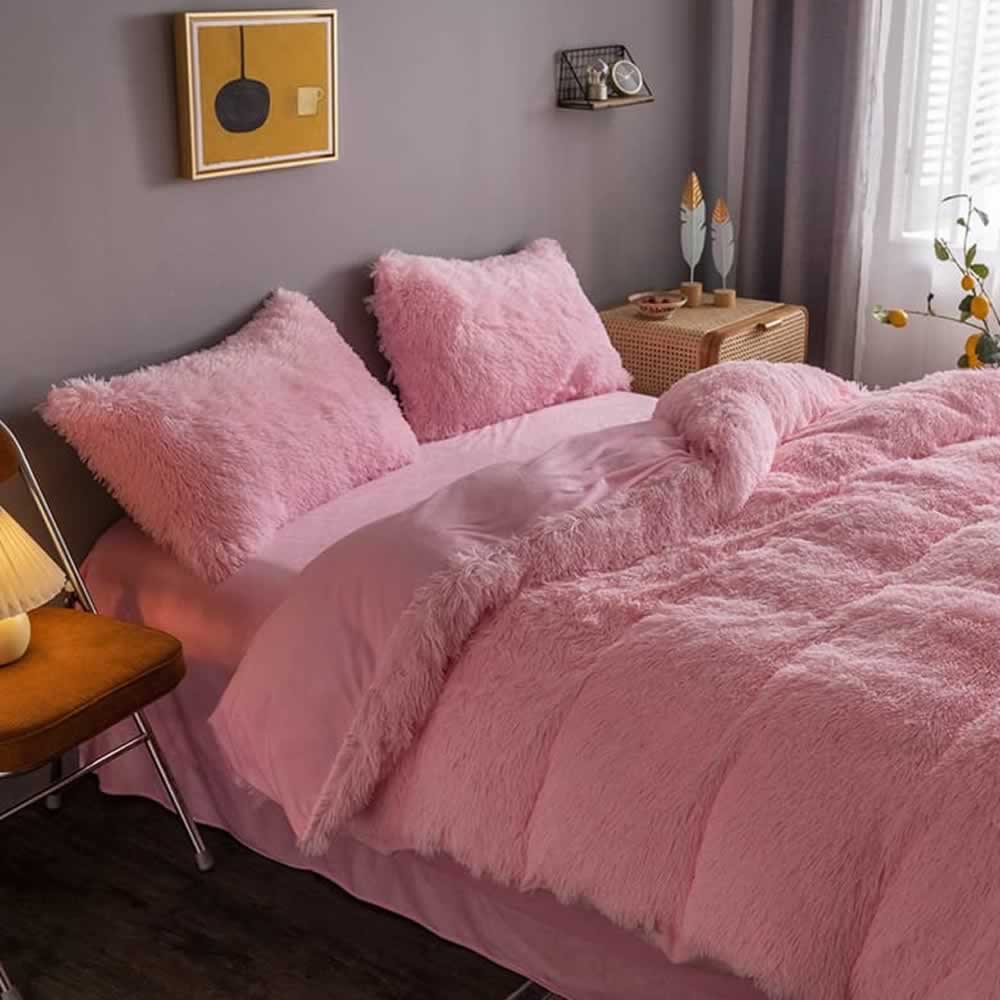 Faux Fur Comforter - EU King 4 Piece Set: image 2