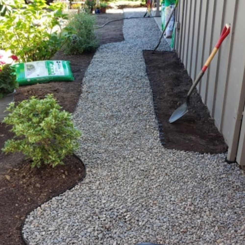 Plastic Lawn Edging: image 6