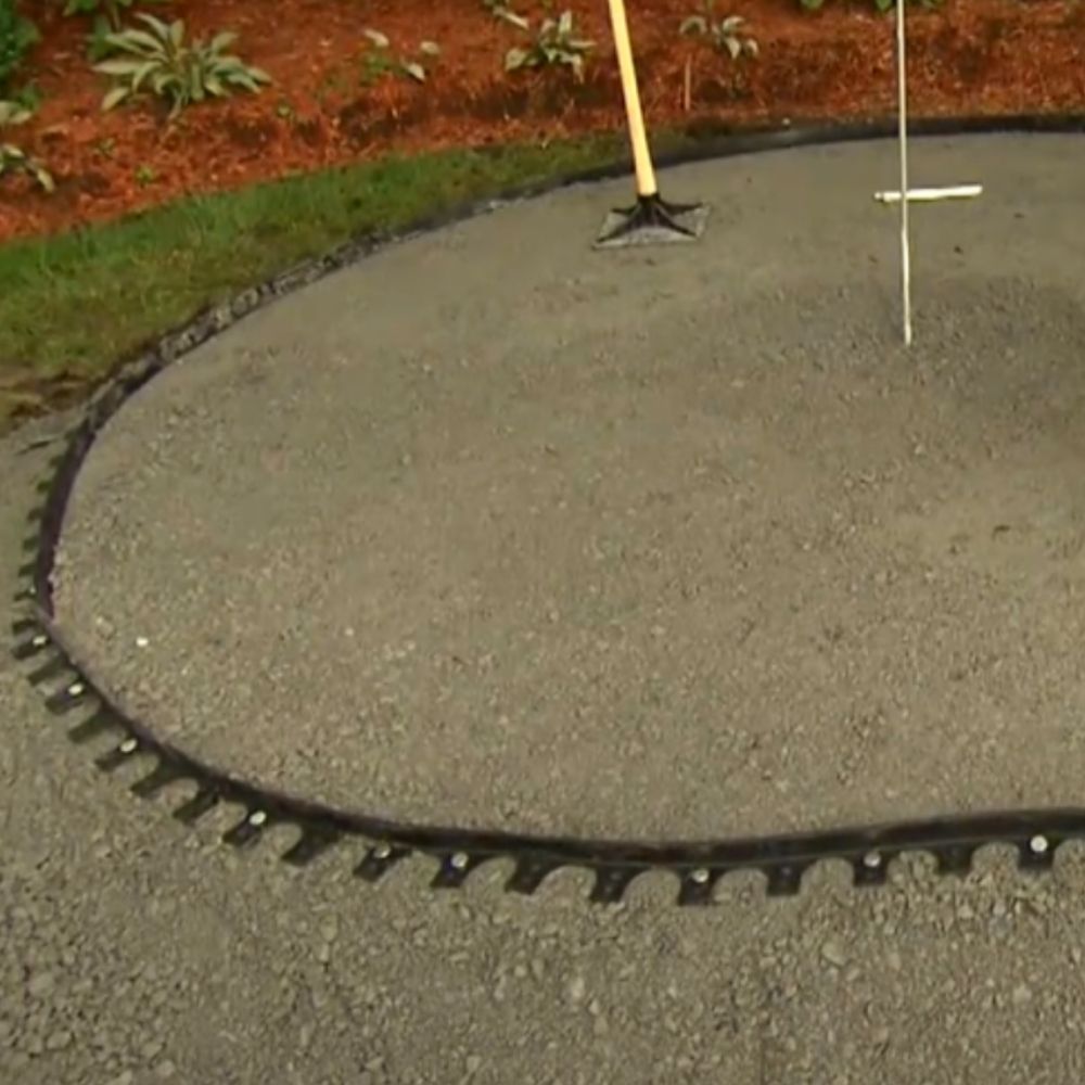 Plastic Lawn Edging: image 7