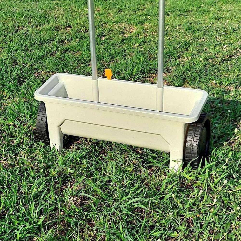 Seed Spreader: image 13